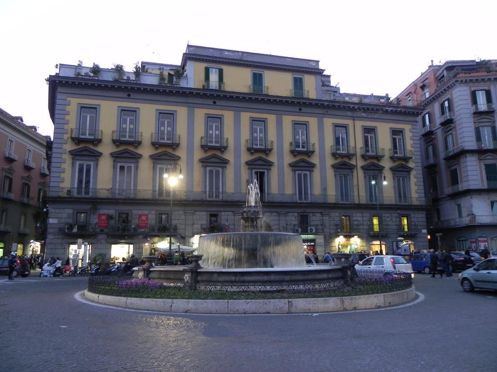 B&B Palazzo Satriano Nápoles Exterior foto